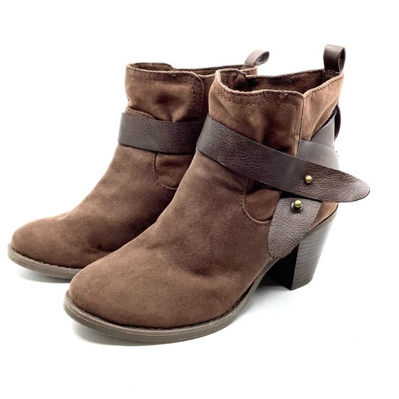 Old Navy Brown Suede Ankle Boots - Picture 7 of 8